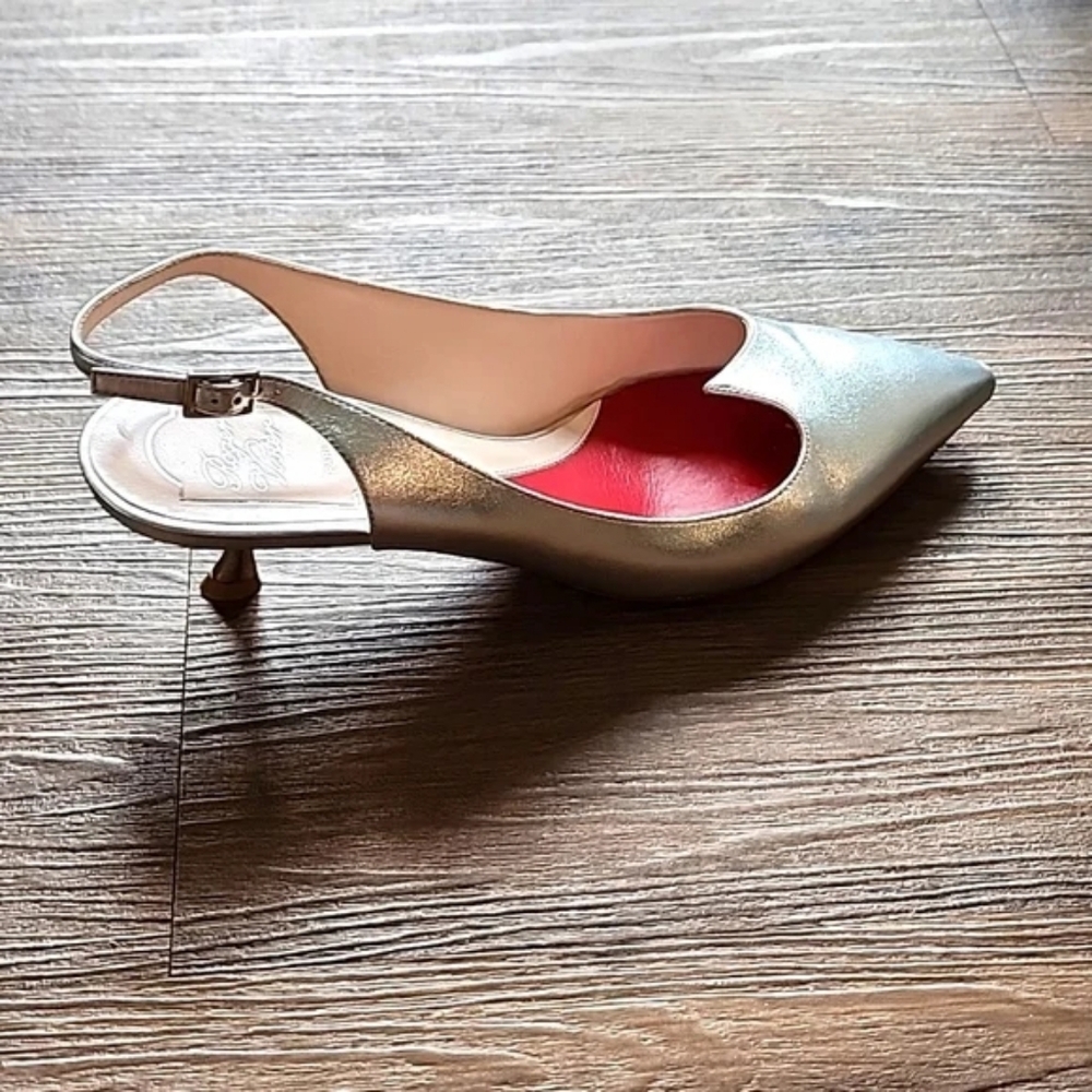 Roger Vivier Pumps - Picture 3 of 13